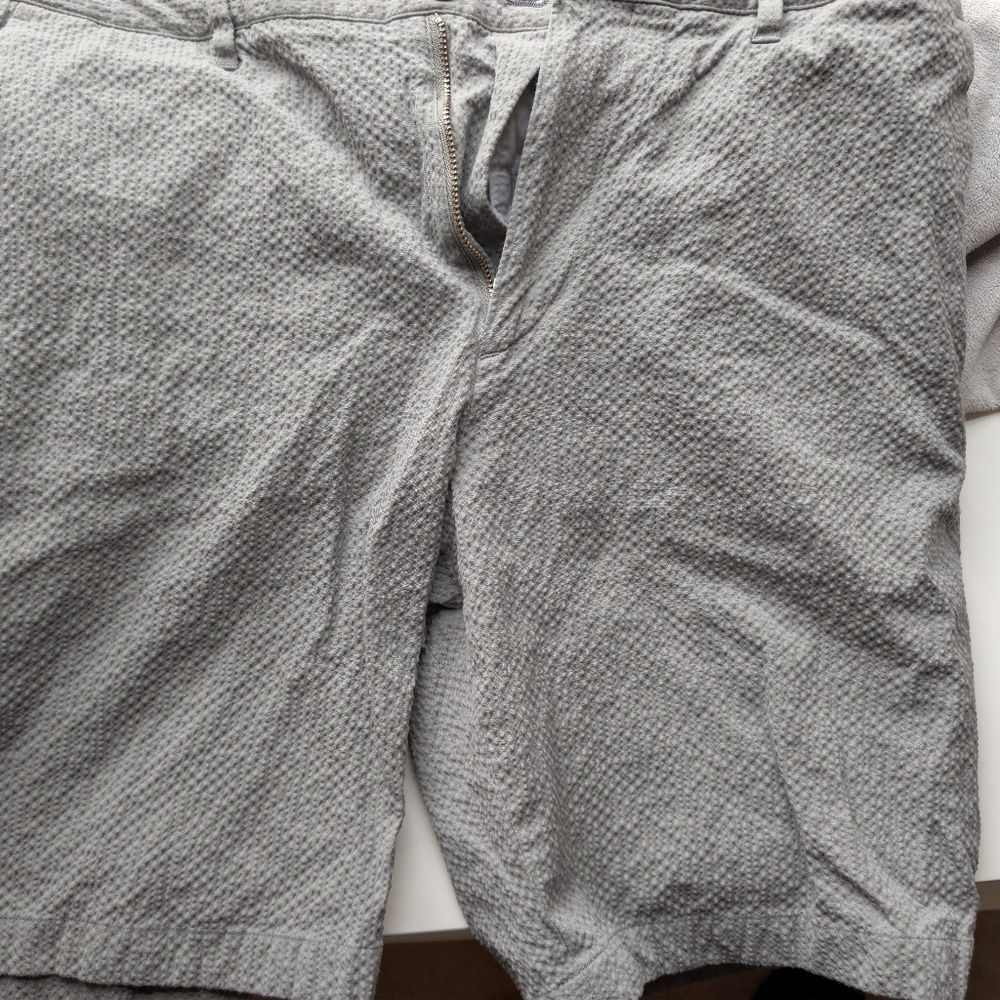 Theory Textured Gray Flat Front Shorts